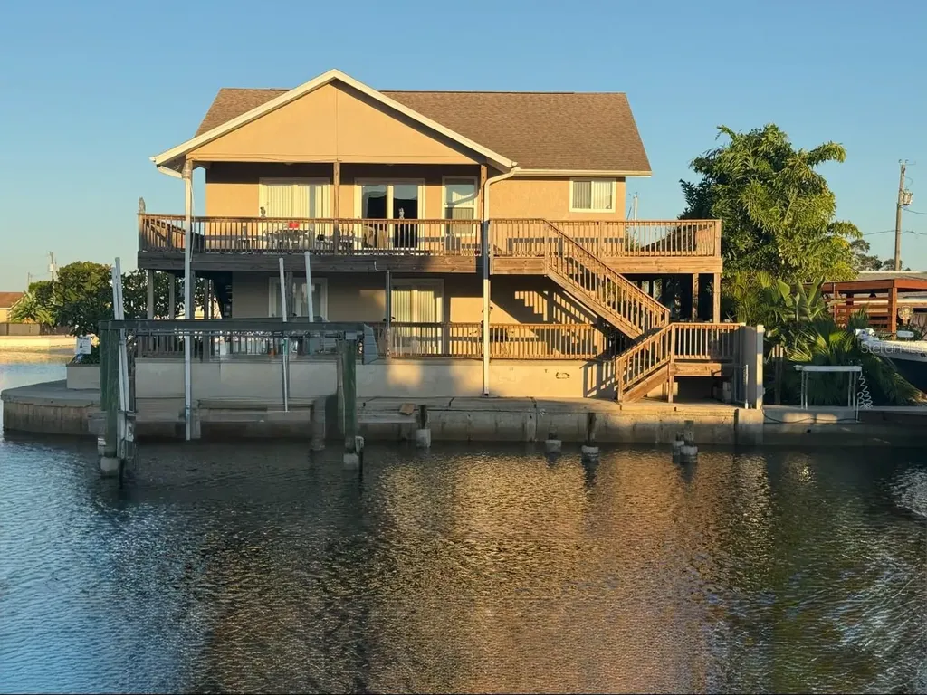 13825 San Juan Avenue Hudson FL 34667