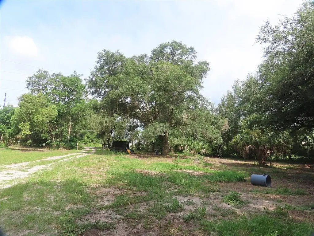 32944 County Road 437 Sorrento FL 32776