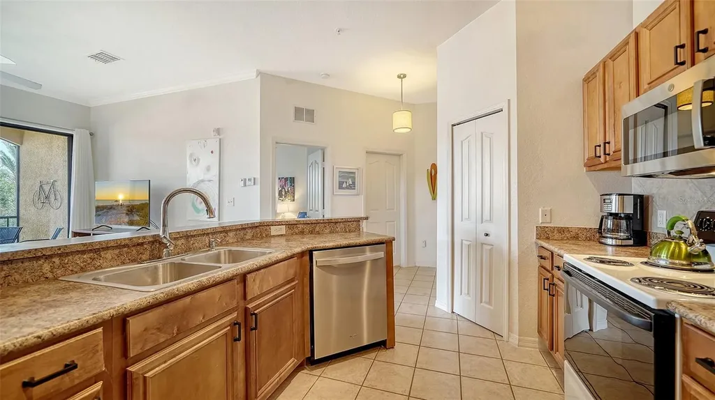 8397 38th Street Circle E Sarasota FL 34243