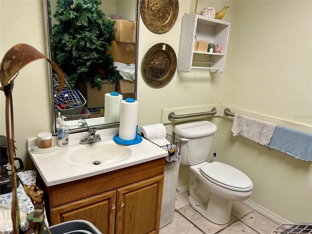 208 W Main Street Wauchula FL 33873
