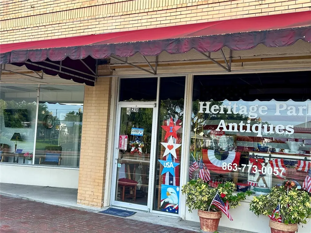 208 W Main Street Wauchula FL 33873