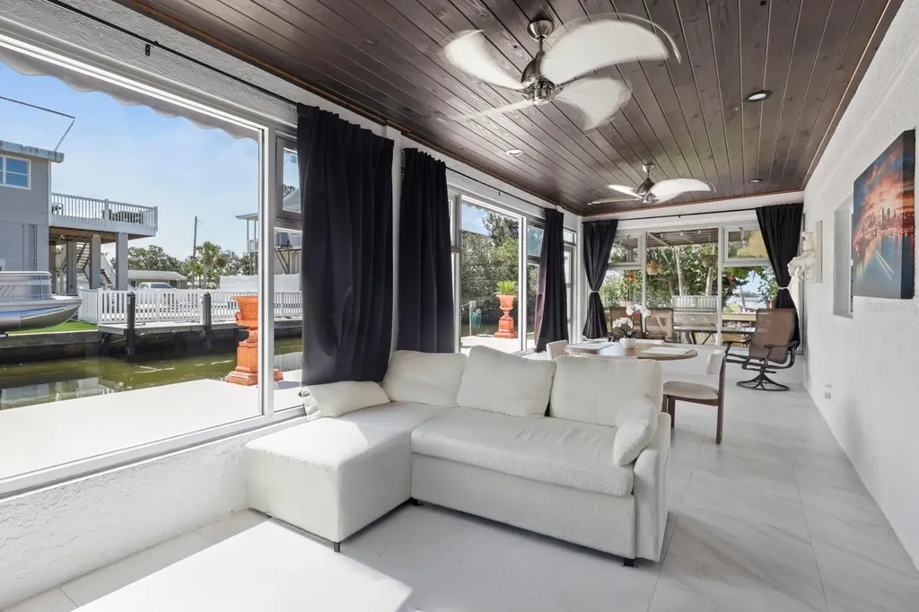 6917 22nd Street W Bradenton FL 34207