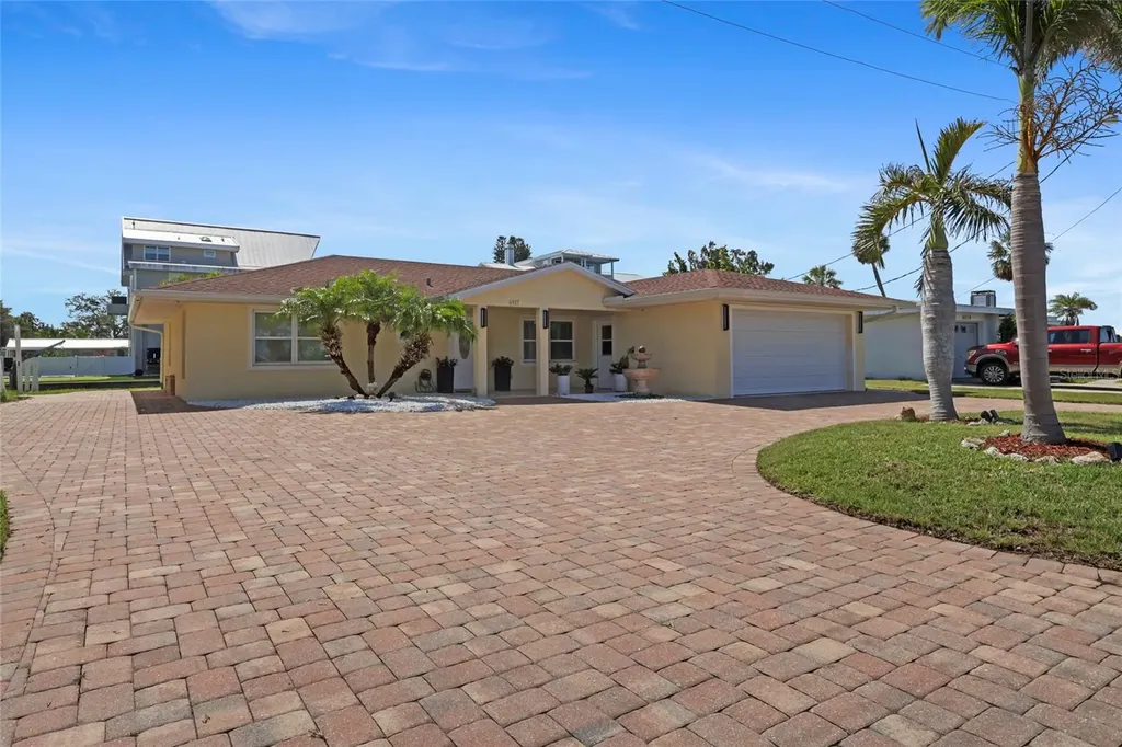 6917 22nd Street W Bradenton FL 34207