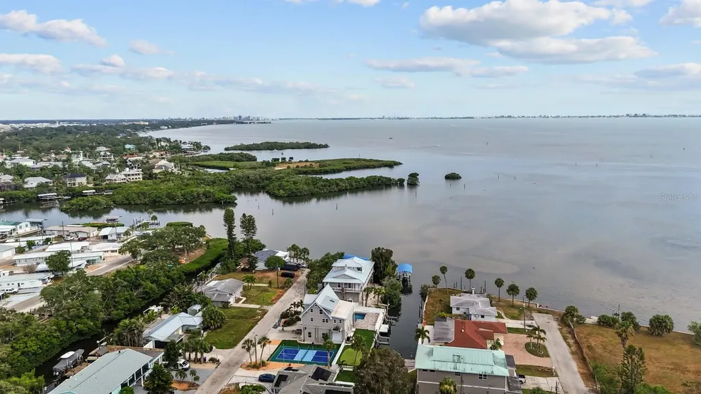 6917 22nd Street W Bradenton FL 34207