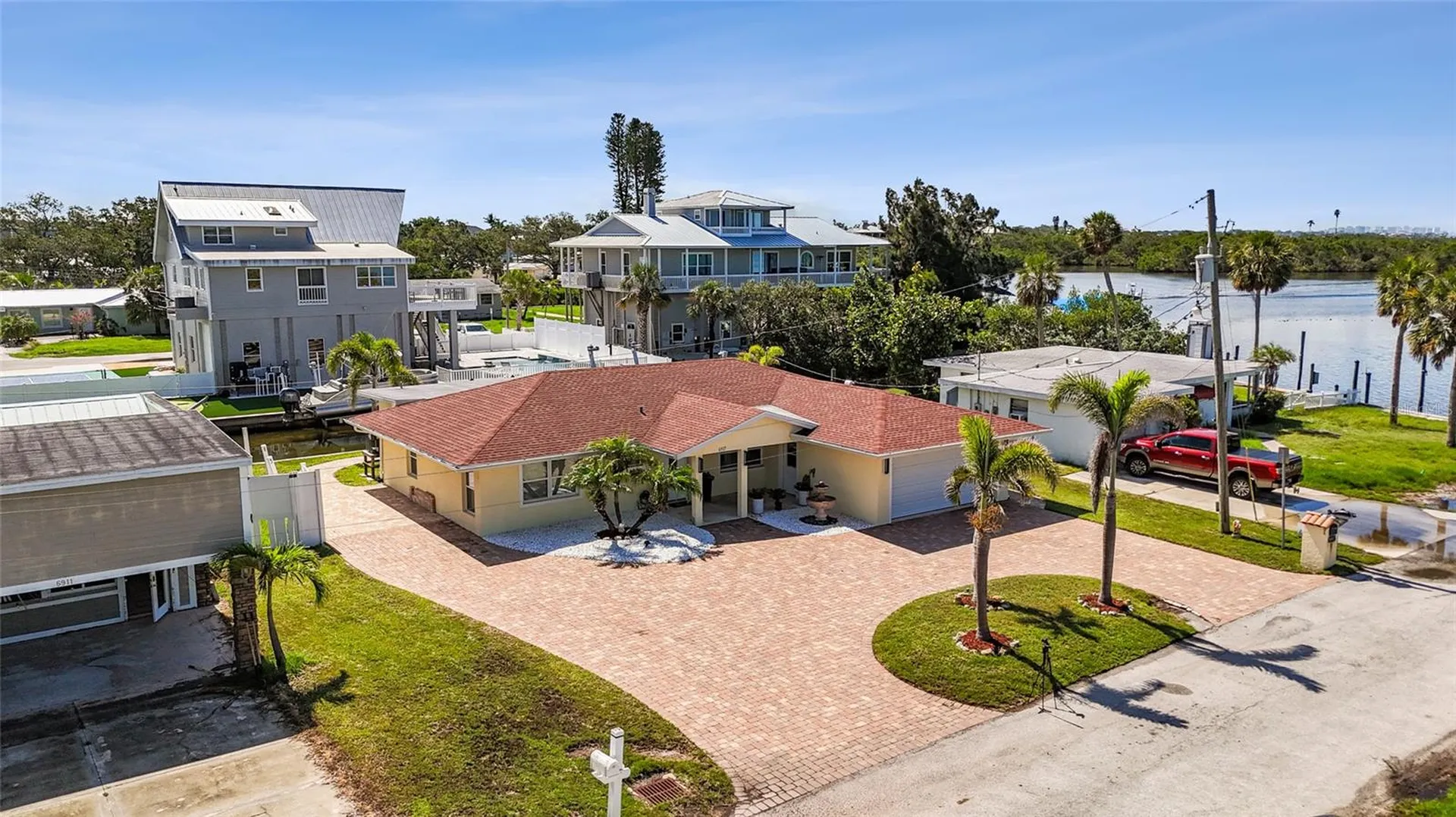 6917 22nd Street W Bradenton FL 34207