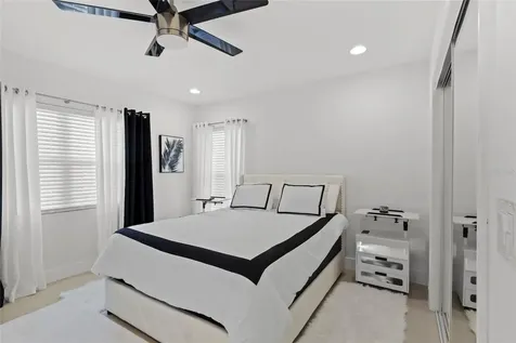 6917 22nd Street W Bradenton FL 34207