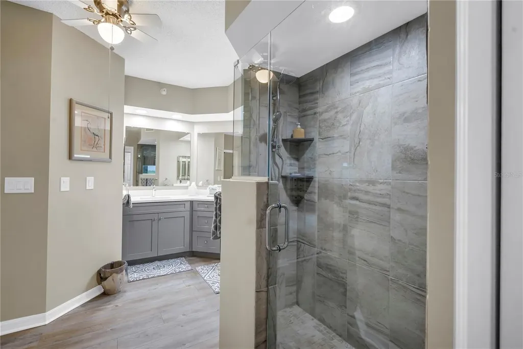 6399 Shoreline Drive St Petersburg FL 33708