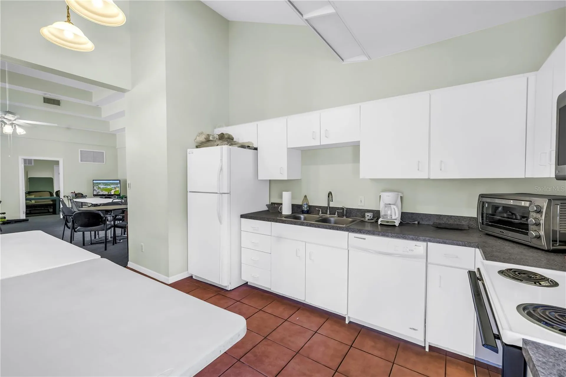 6399 Shoreline Drive St Petersburg FL 33708