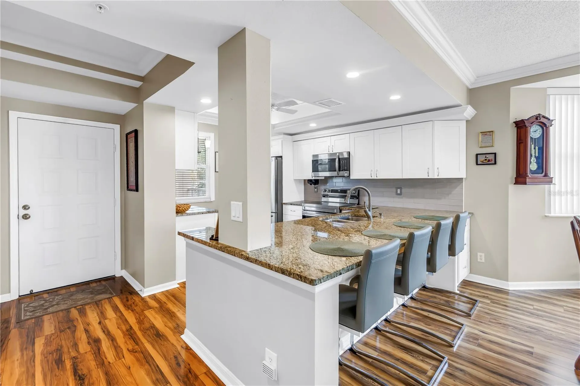 6399 Shoreline Drive St Petersburg FL 33708