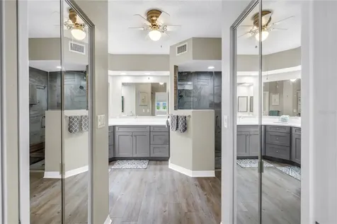 6399 Shoreline Drive St Petersburg FL 33708