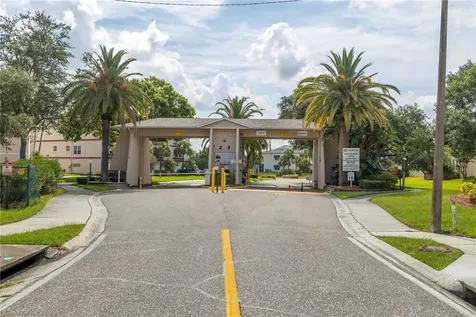 6399 Shoreline Drive St Petersburg FL 33708