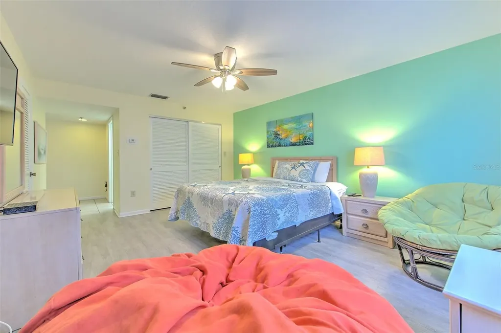 17450 Gulf Boulevard Redington Shores FL 33708