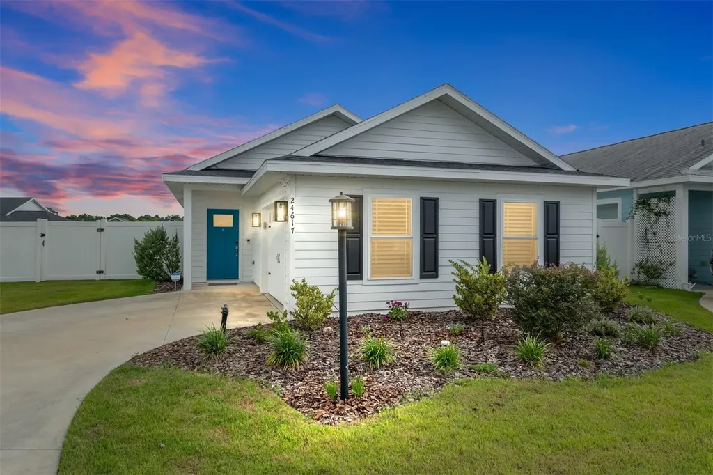 24617 SW 17th Place Newberry FL 32669