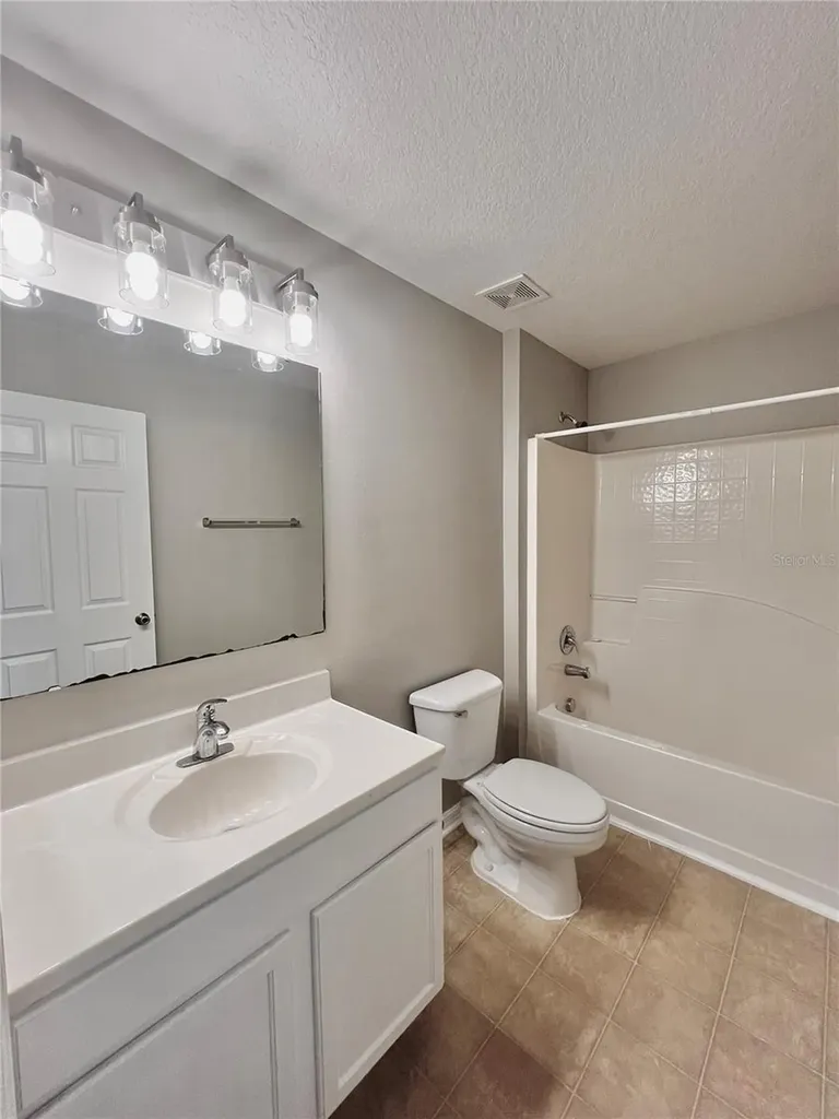 1418 Sarasota Drive Kissimmee FL 34759