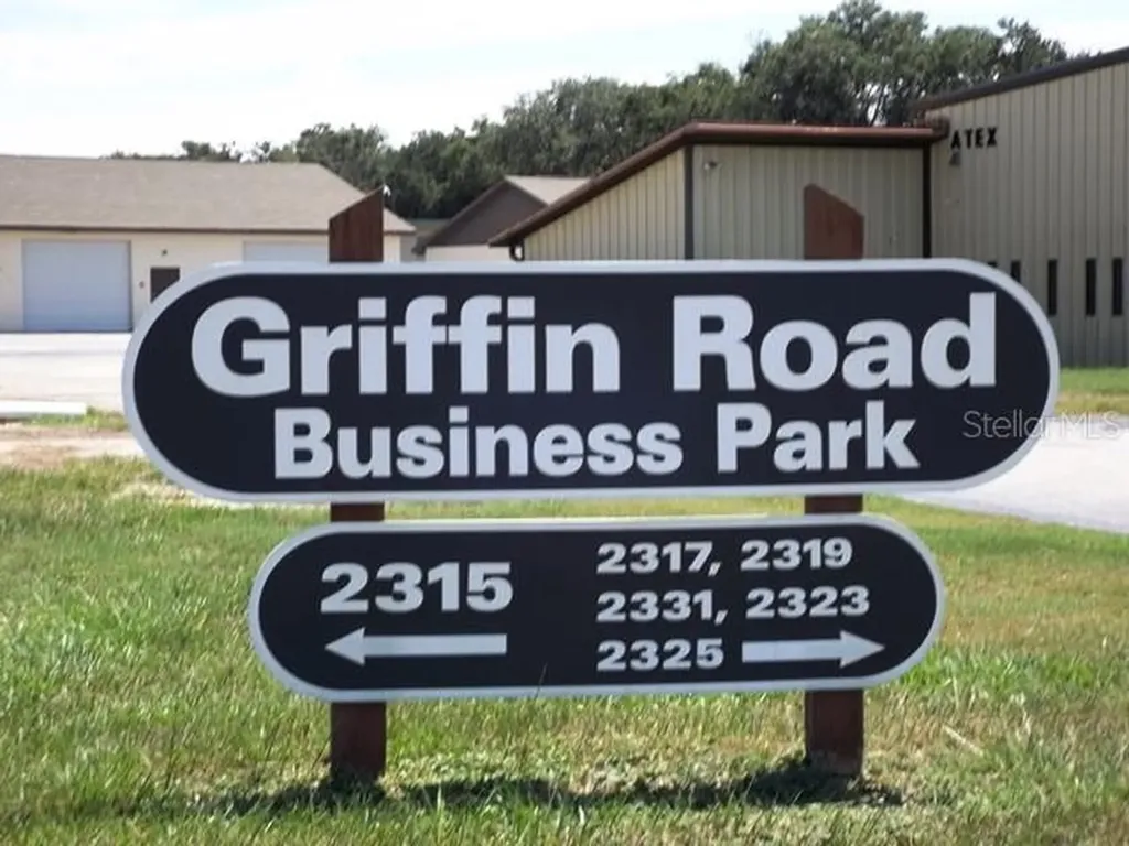 2317 Griffin Road Leesburg FL 34748