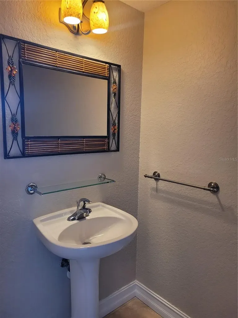 1860 N Fort Harrison Avenue Clearwater FL 33755