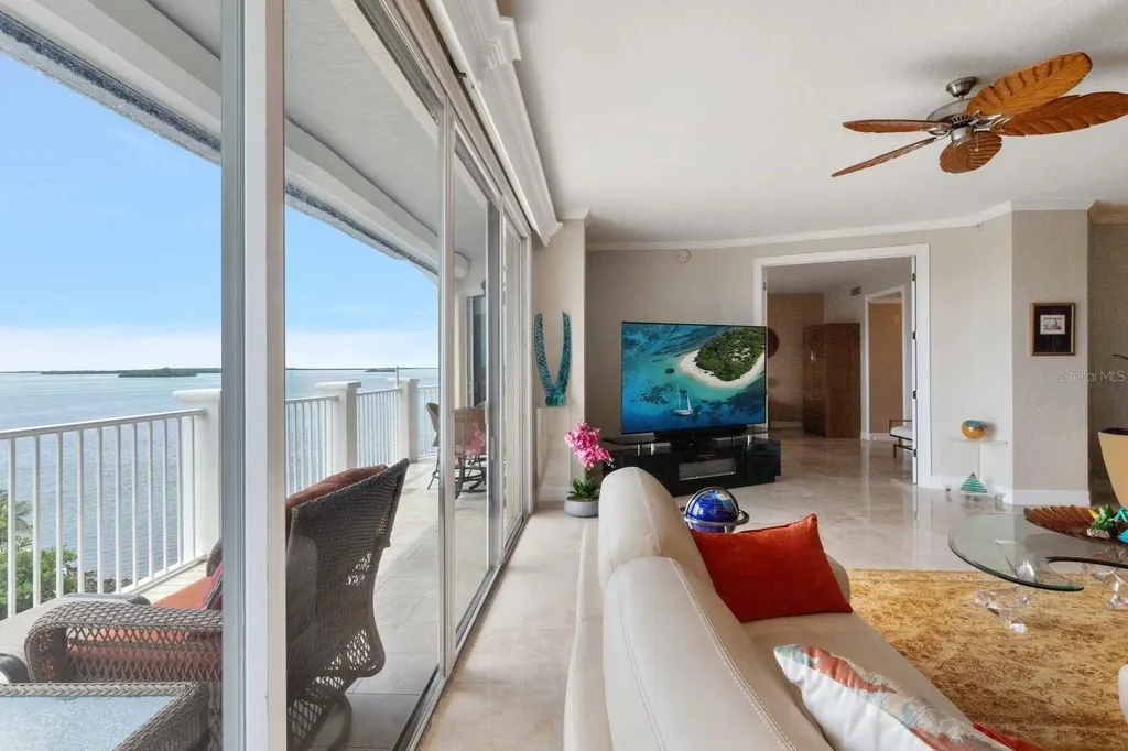 1860 N Fort Harrison Avenue Clearwater FL 33755