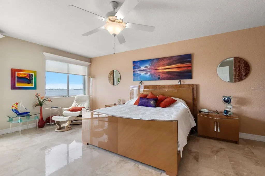 1860 N Fort Harrison Avenue Clearwater FL 33755