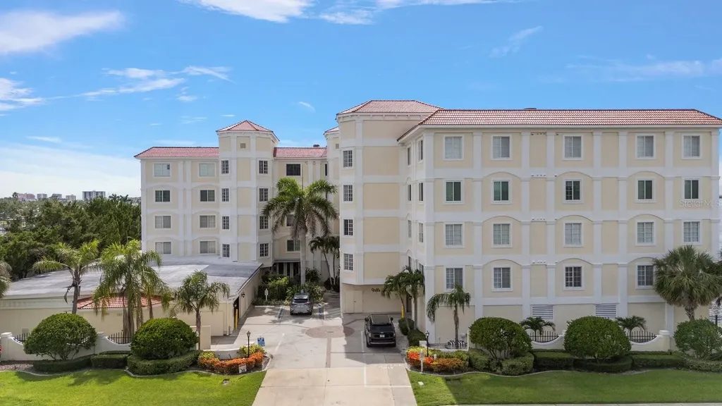 1860 N Fort Harrison Avenue Clearwater FL 33755