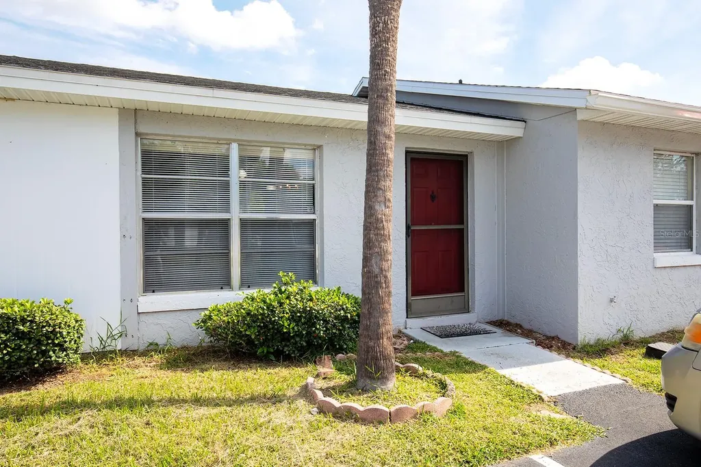 115 Lake Villa Way Kissimmee FL 34743