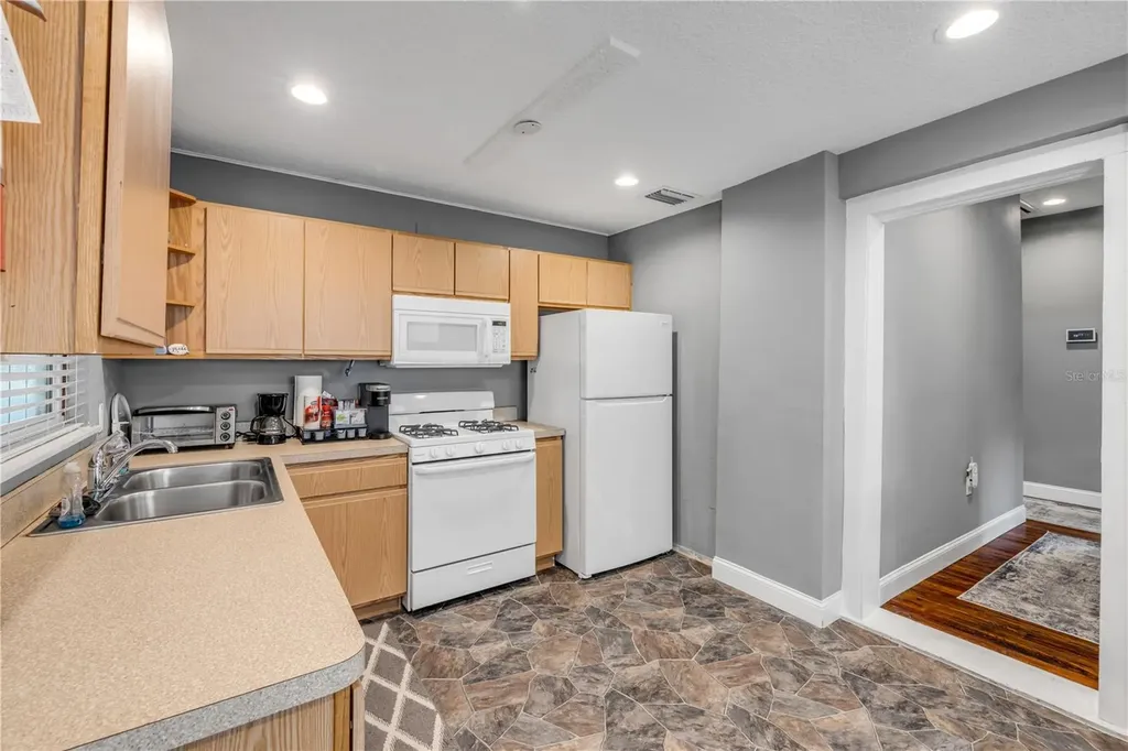 240 N Ridgewood Avenue Edgewater FL 32132