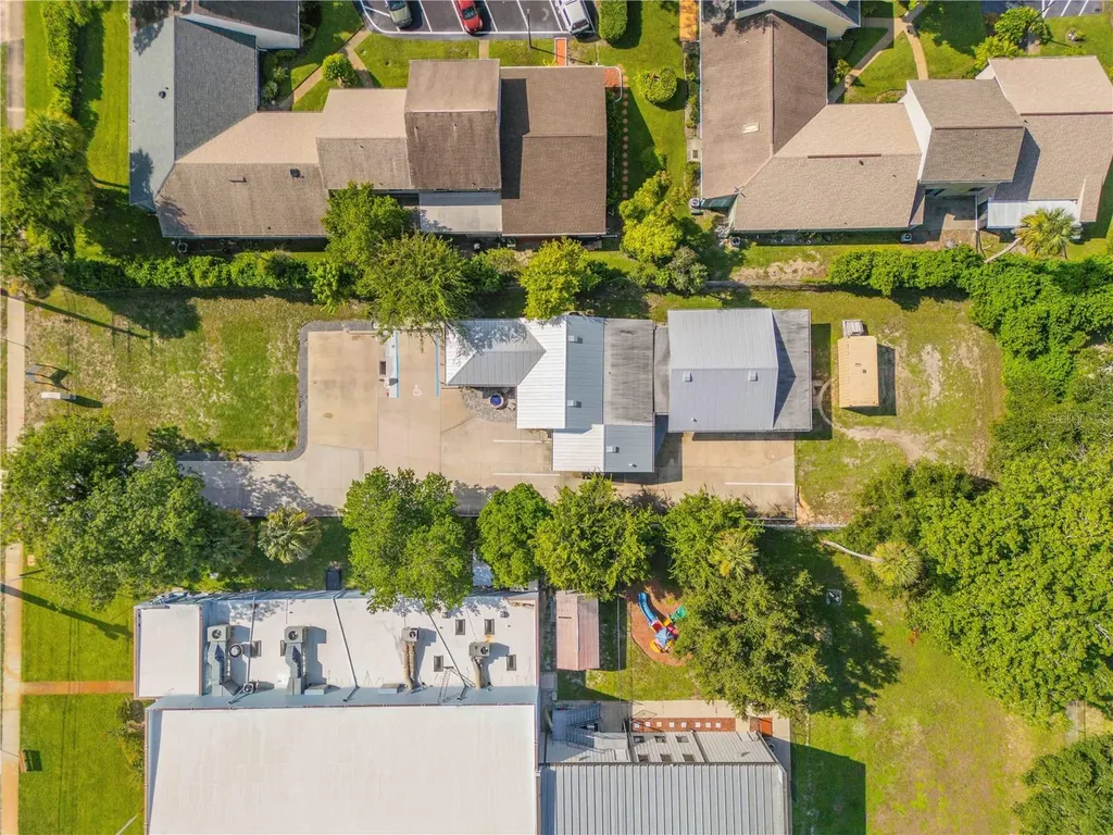 240 N Ridgewood Avenue Edgewater FL 32132