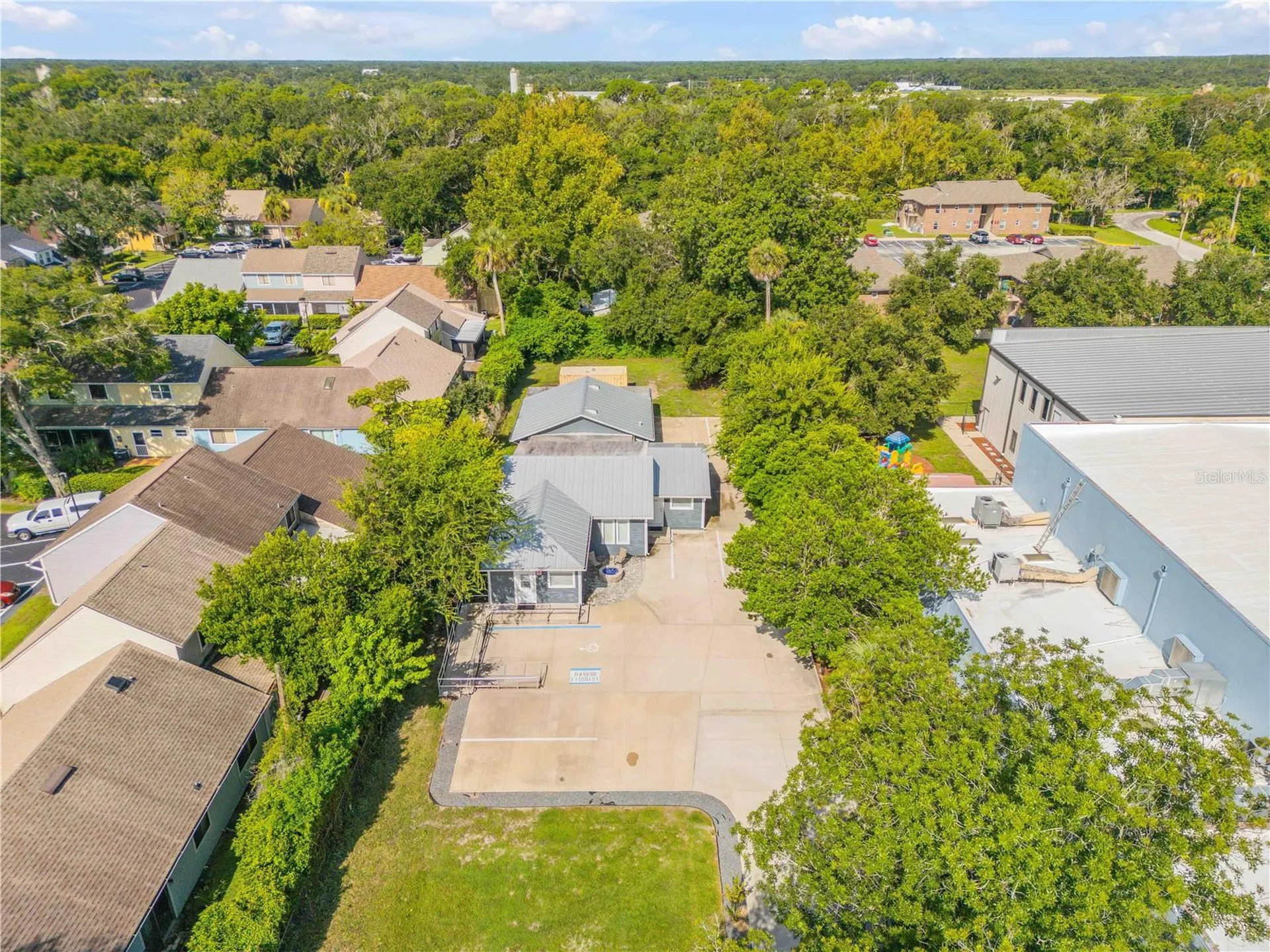 240 N Ridgewood Avenue Edgewater FL 32132