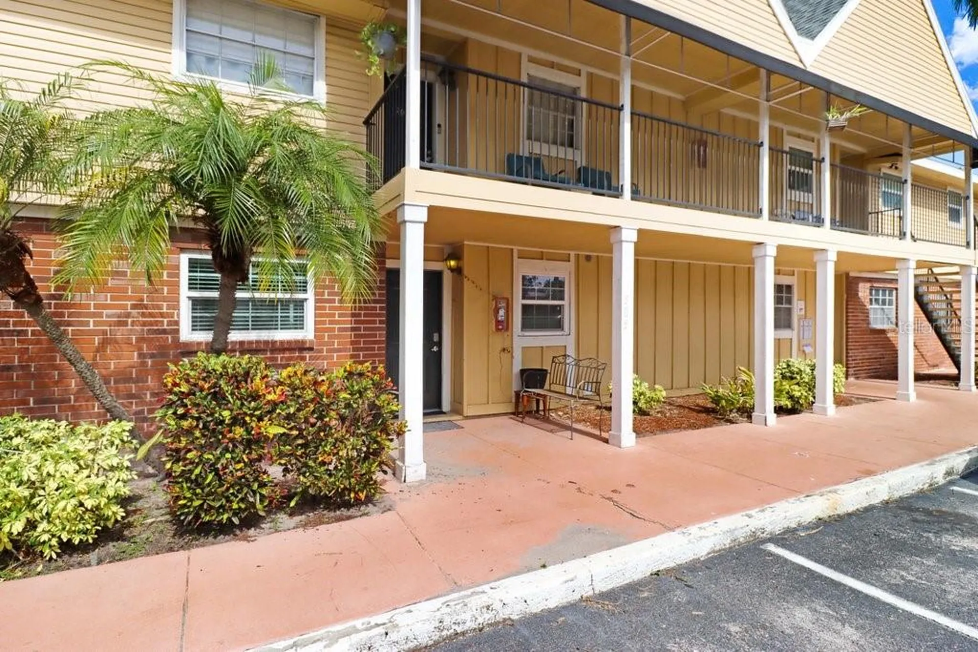 200 Country Club Drive Largo FL 33771