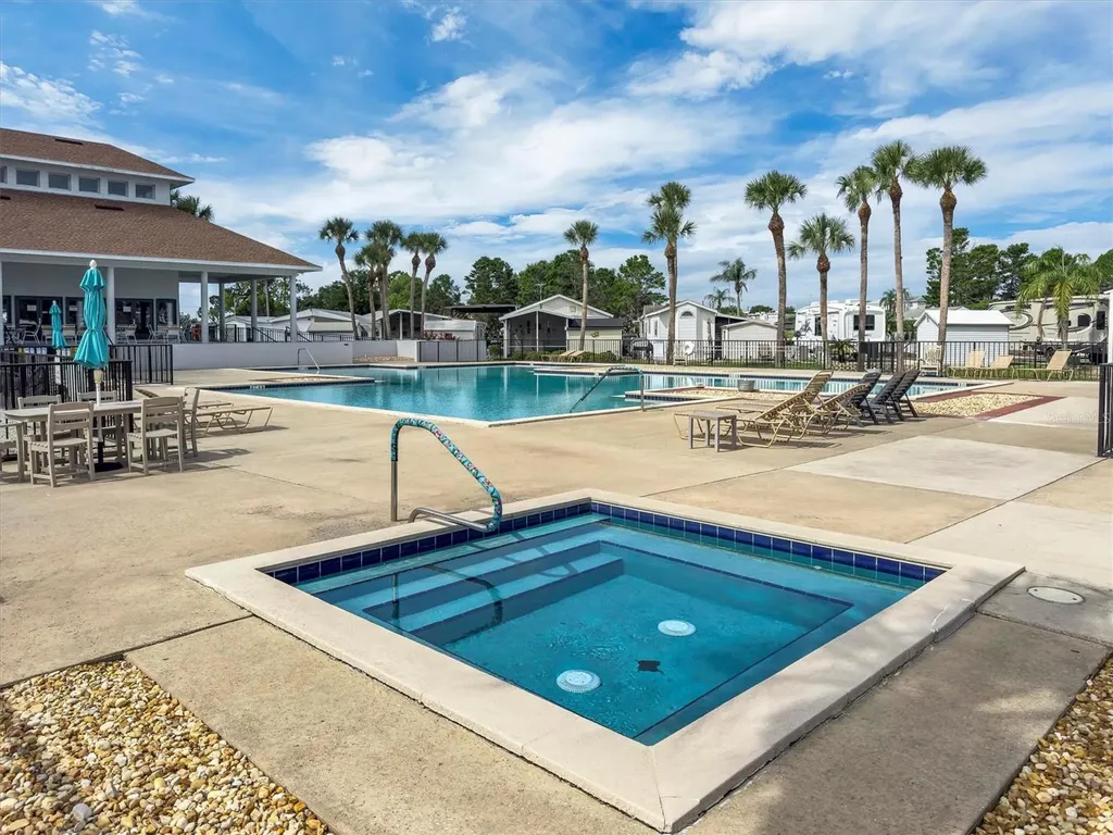 502 Par Pines Boulevard Davenport FL 33837