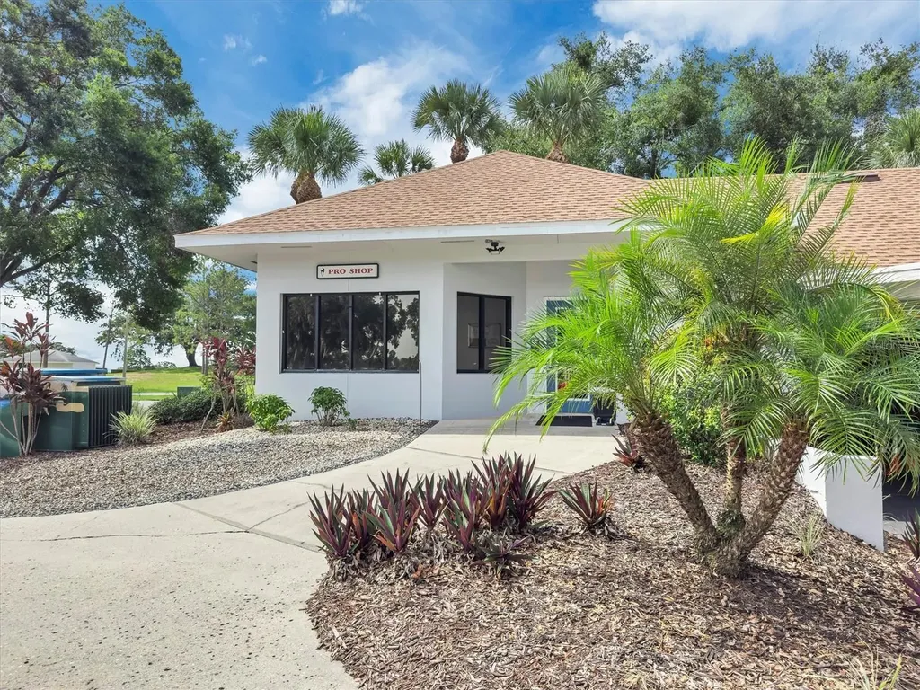 502 Par Pines Boulevard Davenport FL 33837