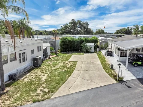 502 Par Pines Boulevard Davenport FL 33837
