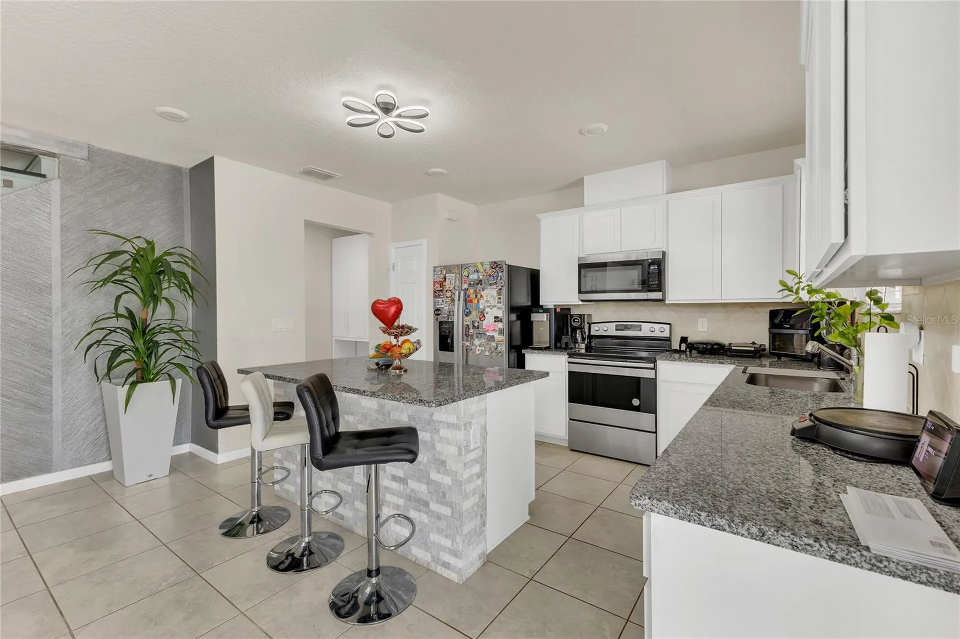 1631 Aspen Avenue Davenport FL 33837