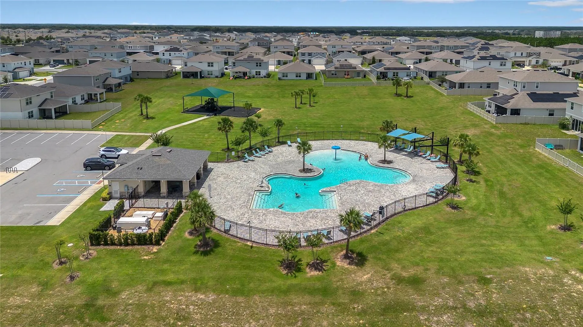 1631 Aspen Avenue Davenport FL 33837