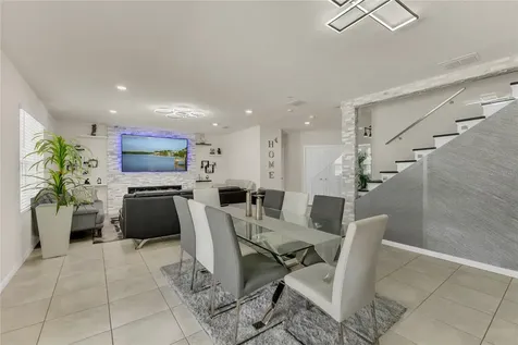 1631 Aspen Avenue Davenport FL 33837