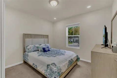 1631 Aspen Avenue Davenport FL 33837