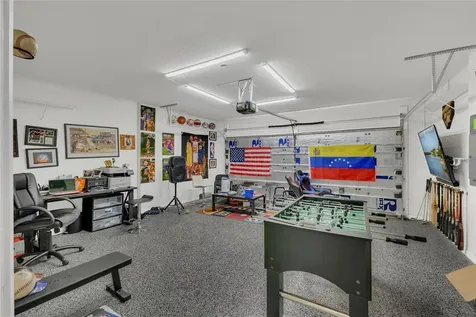 1631 Aspen Avenue Davenport FL 33837