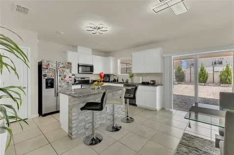 1631 Aspen Avenue Davenport FL 33837