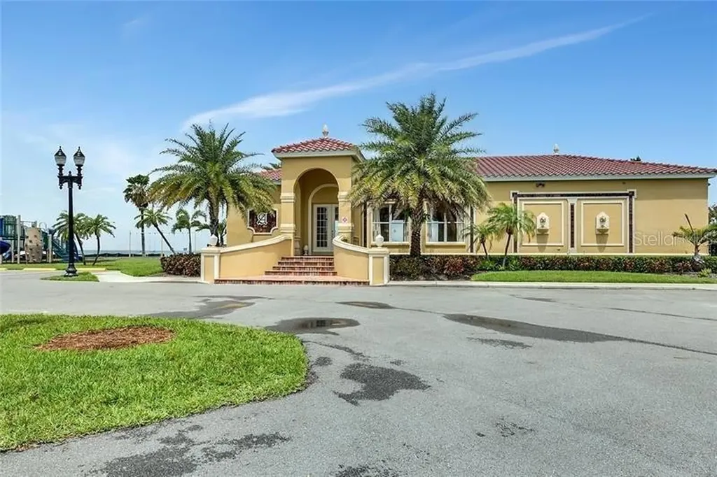 6451 Rubia Circle Apollo Beach FL 33572