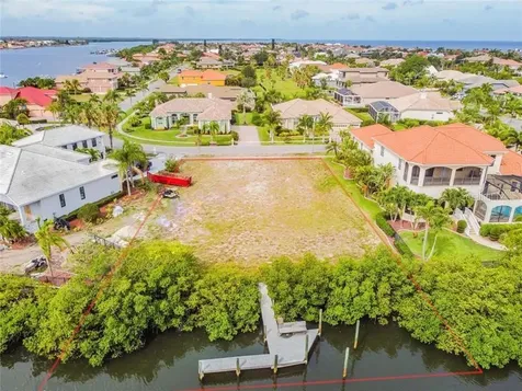 6451 Rubia Circle Apollo Beach FL 33572