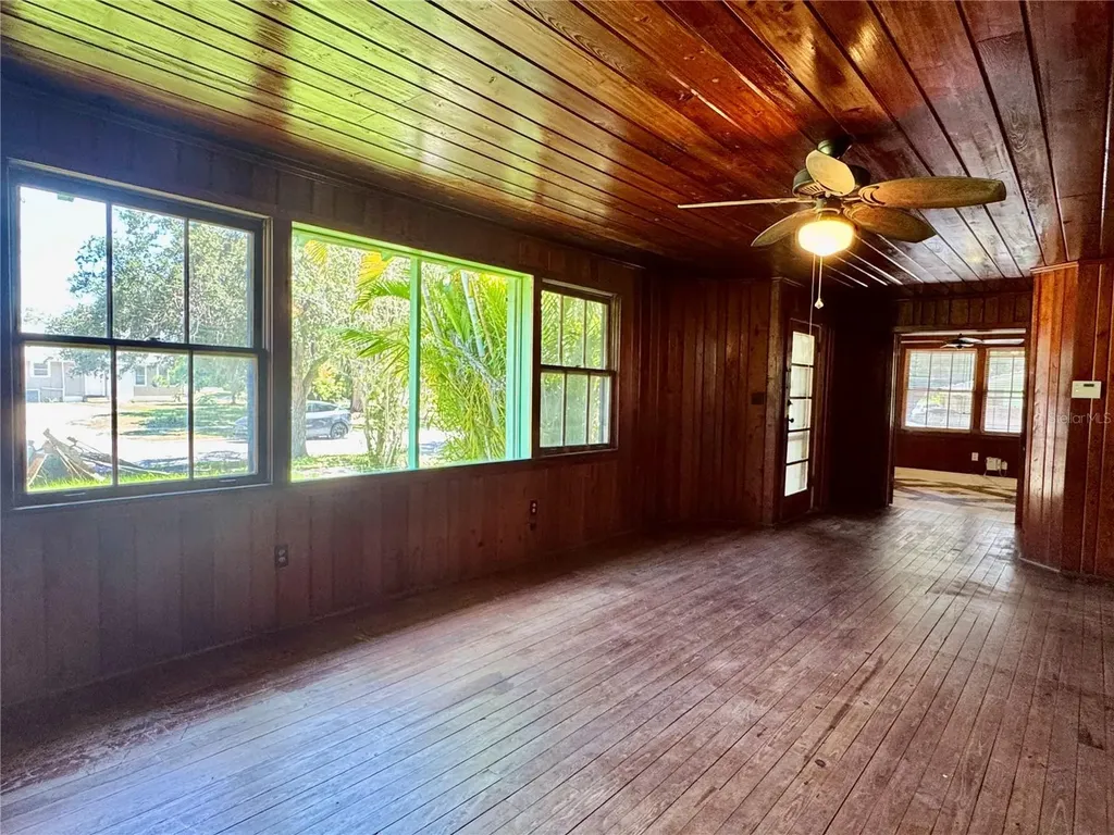 1109 Patterson Drive Sarasota FL 34234