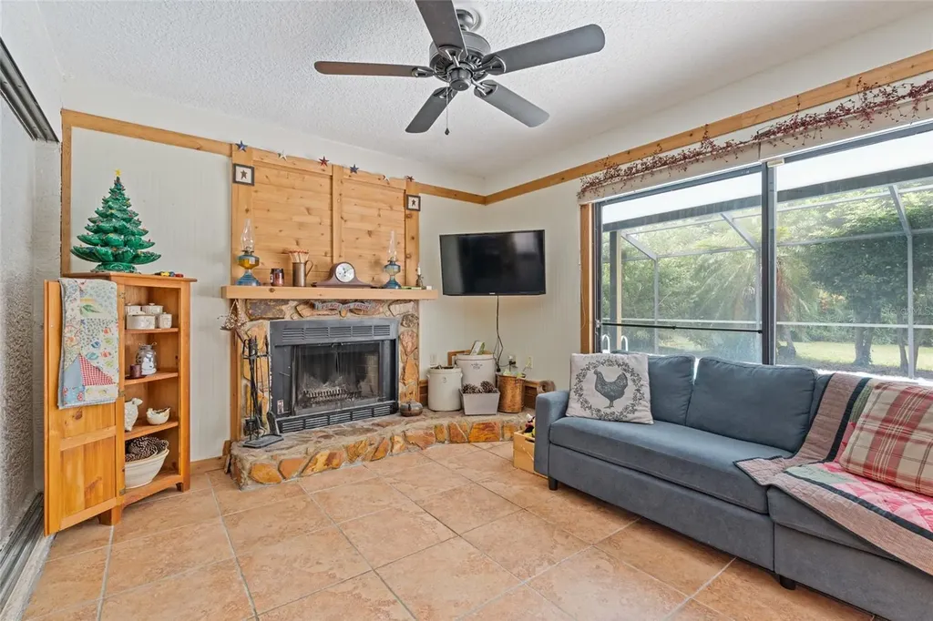 155 Woodcutter Lane Palm Harbor FL 34683