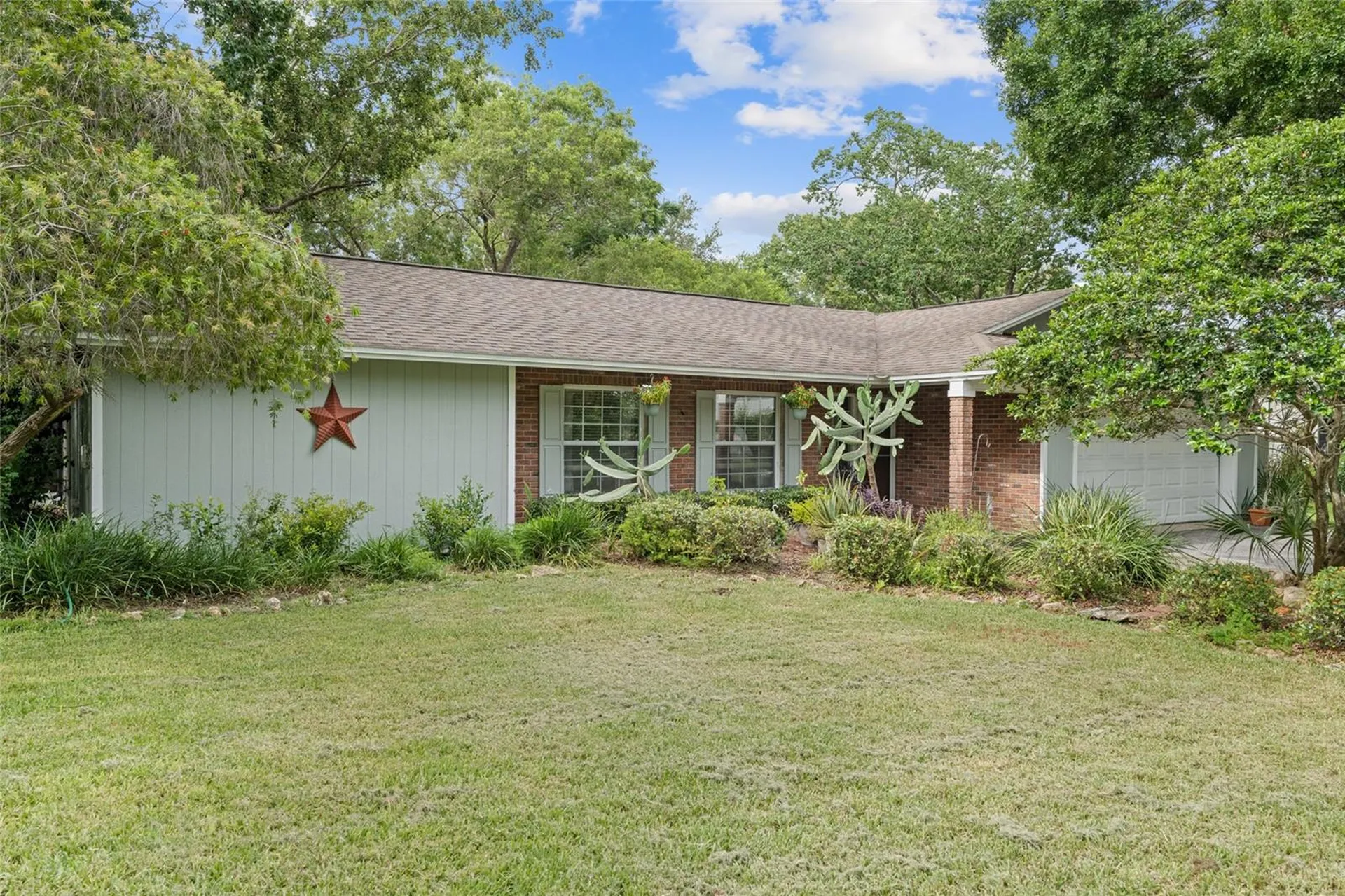 155 Woodcutter Lane Palm Harbor FL 34683