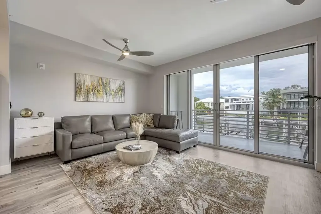 1709 N Tamiami Trail Sarasota FL 34234