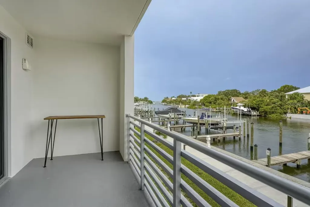 1709 N Tamiami Trail Sarasota FL 34234
