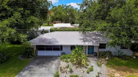 3415 Riverdale Drive Dade City FL 33523