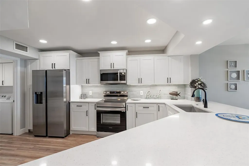 5151 Isla Key Boulevard S St Petersburg FL 33715