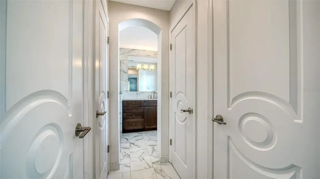 400 Golden Gate Point Sarasota FL 34236