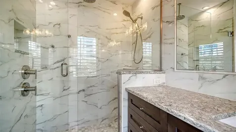 400 Golden Gate Point Sarasota FL 34236