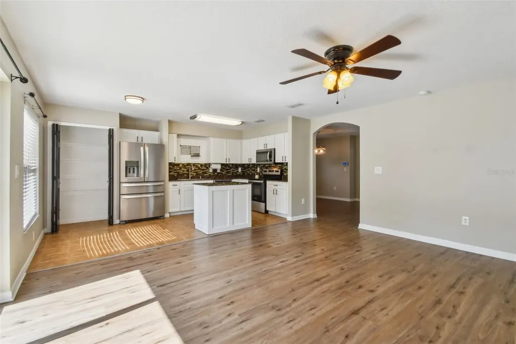 7842 Carriage Pointe Drive Gibsonton FL 33534