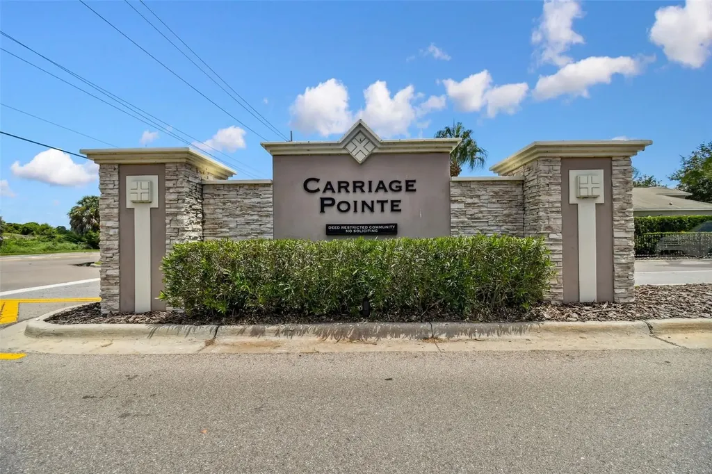 7842 Carriage Pointe Drive Gibsonton FL 33534